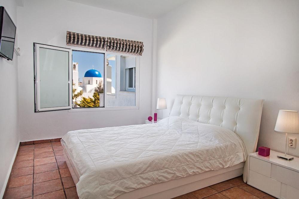 Airth Santorini Suites Firostefani Ngoại thất bức ảnh