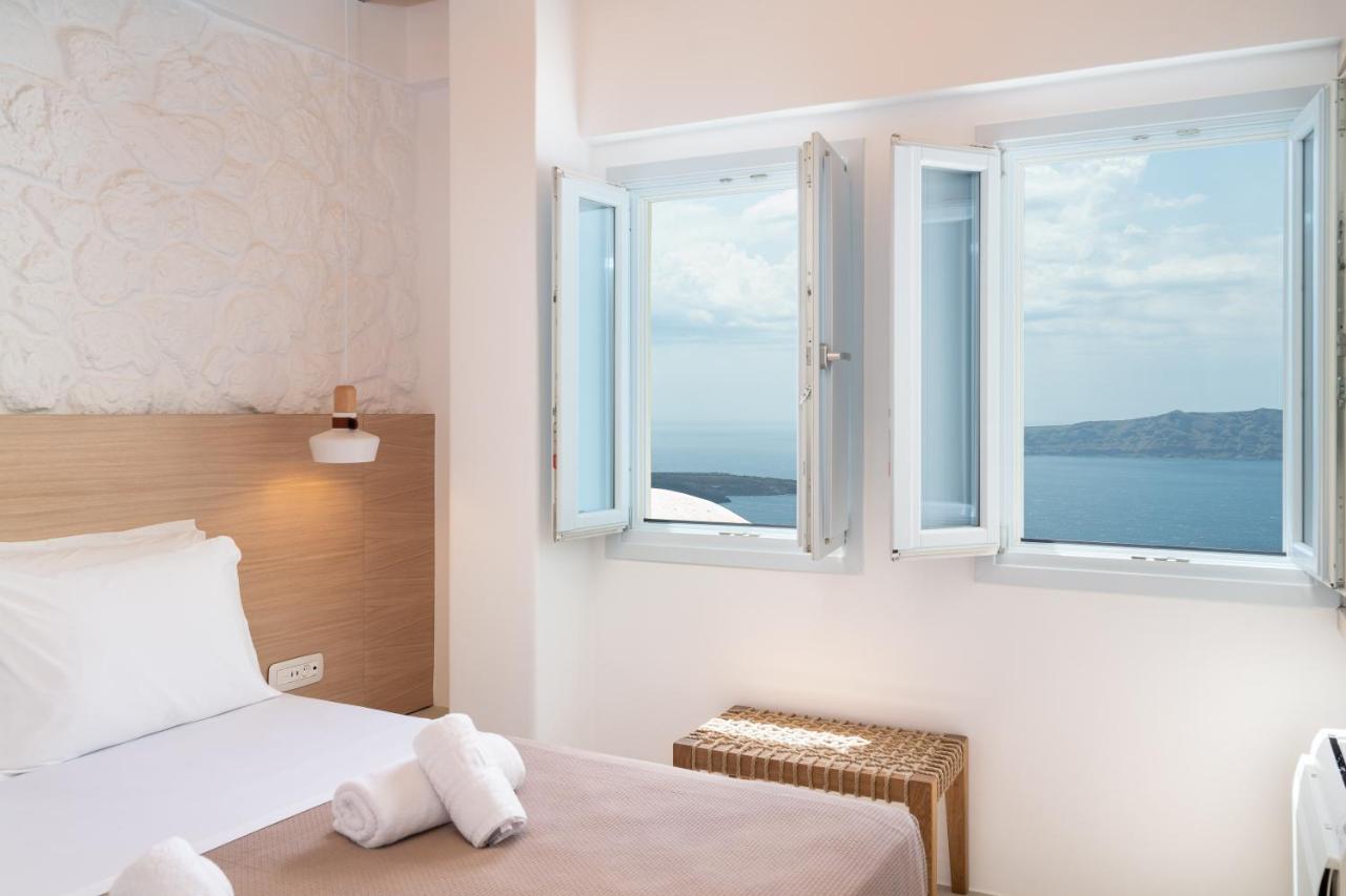 Airth Santorini Suites Firostefani Ngoại thất bức ảnh