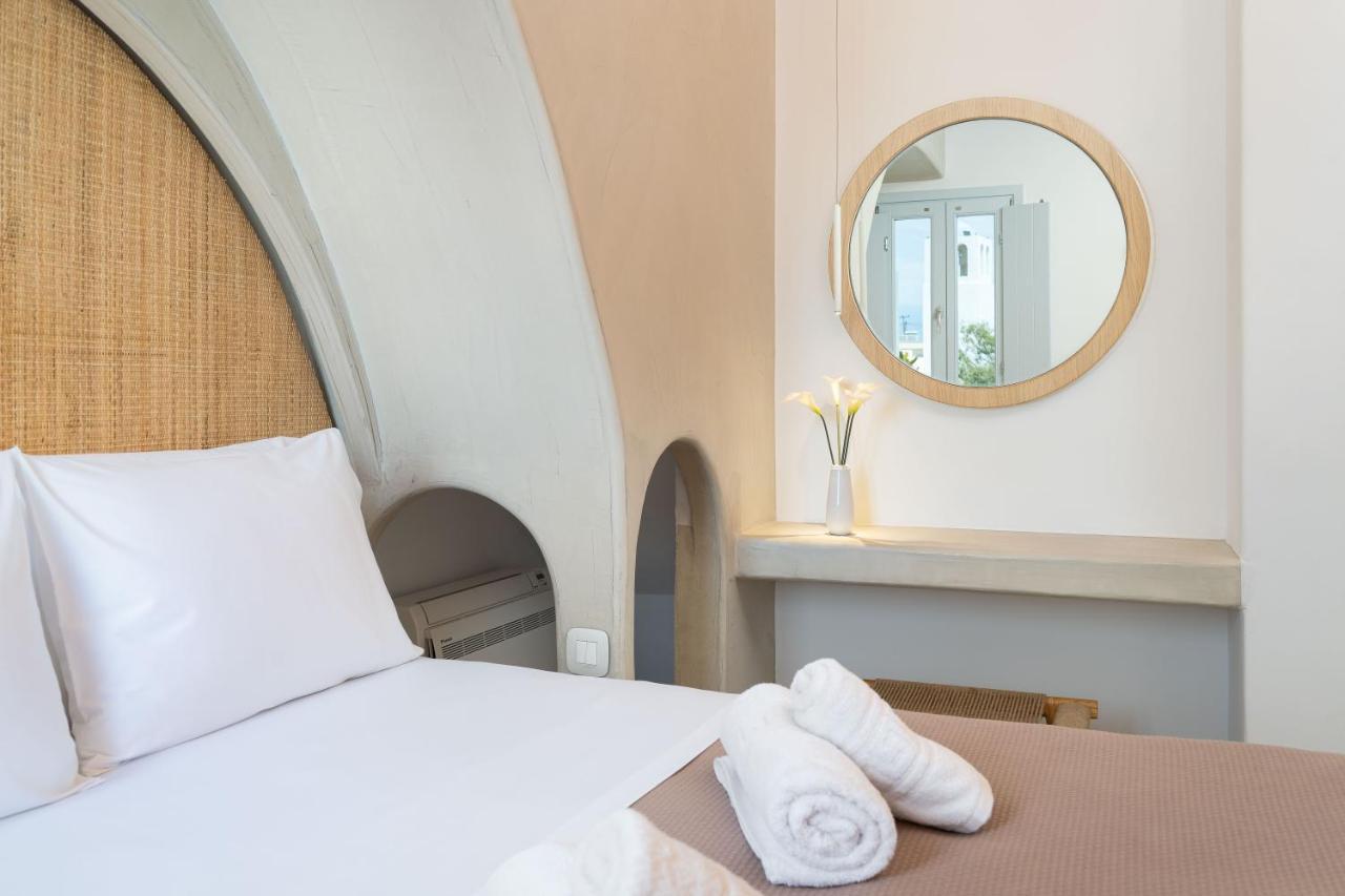 Airth Santorini Suites Firostefani Ngoại thất bức ảnh